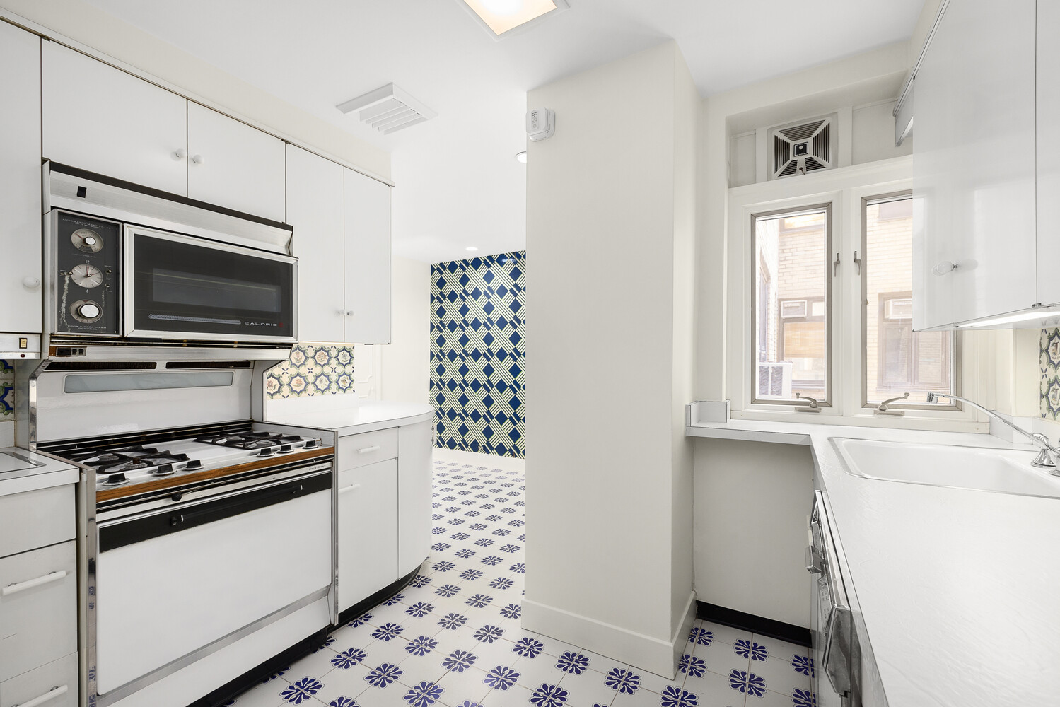 2 Sutton Place South 2D Sutton Place New York NY 10022
