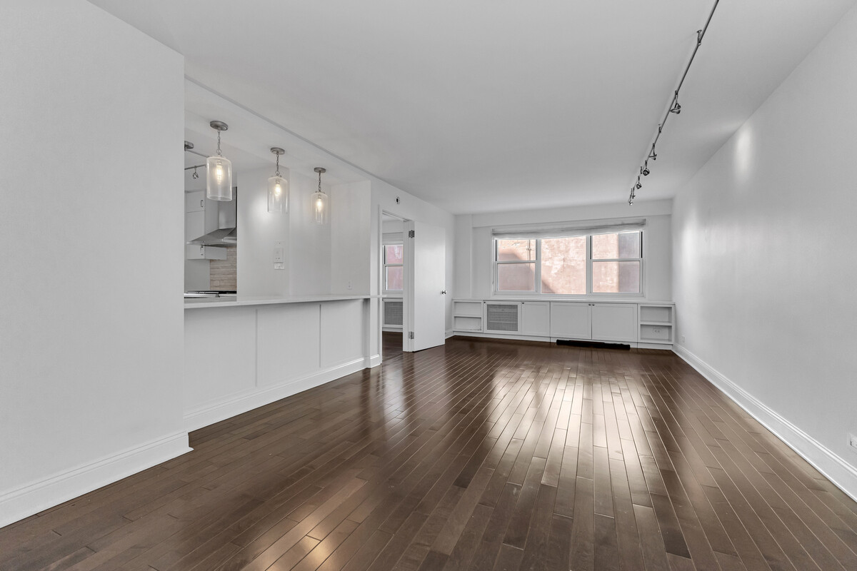 3 Sheridan Square 4D Greenwich Village New York NY 10014