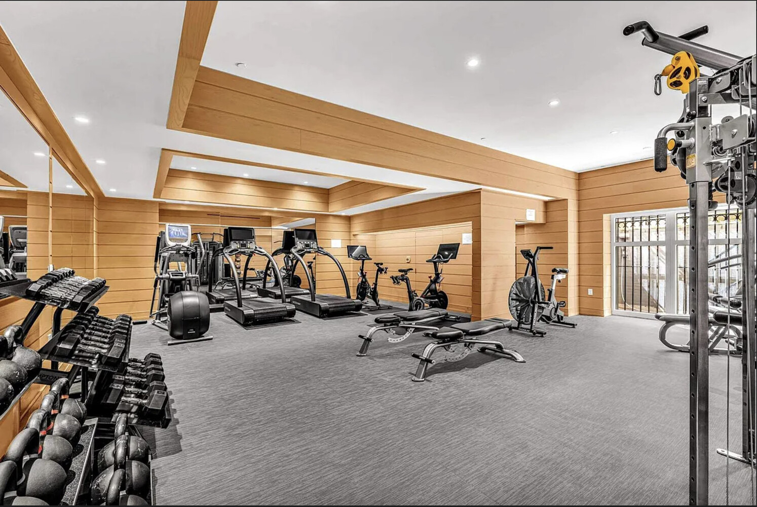 33 East 74th Street 5A Upper East Side New York NY 10021