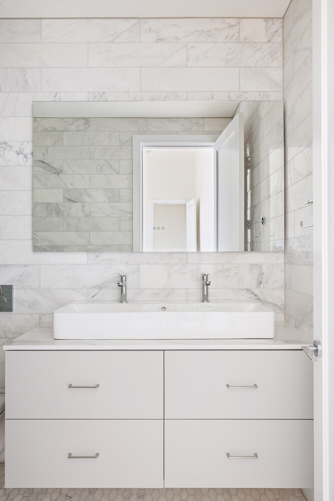 84 Oak Street 3B Greenpoint Brooklyn NY 11222