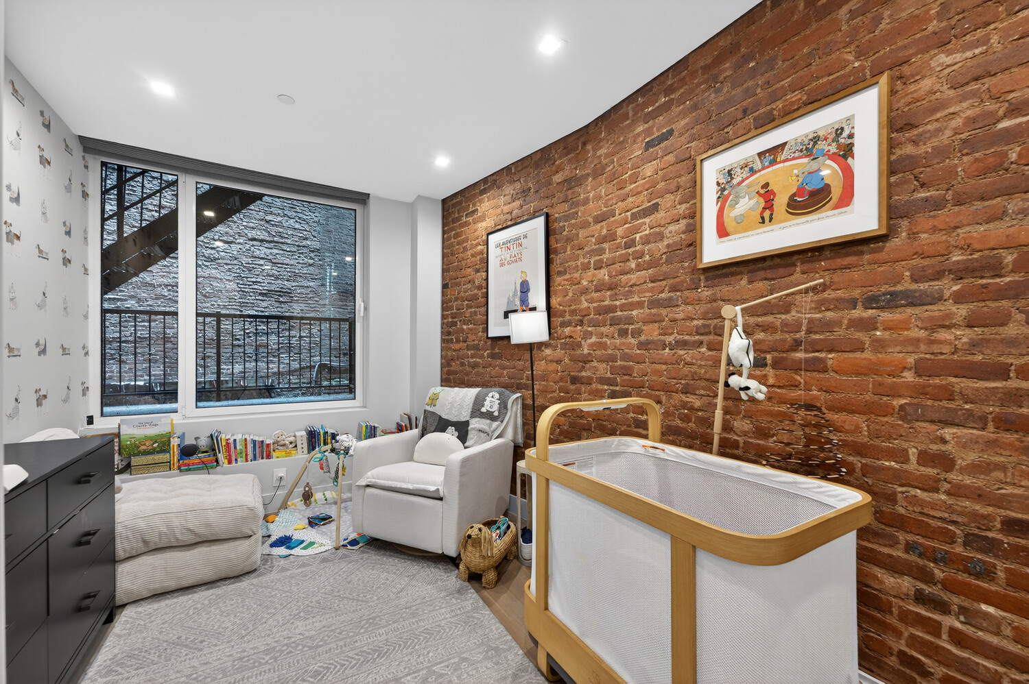 17 East 17th Street 2FL Flatiron District New York NY 10003